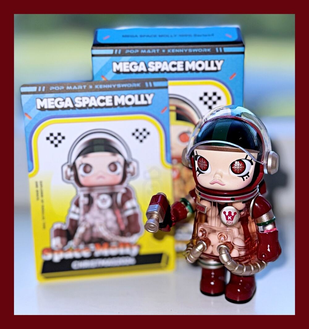 POP MART 100% Mega Space Molly Christmas 2024 Red Labubu Toy Figure Collect
